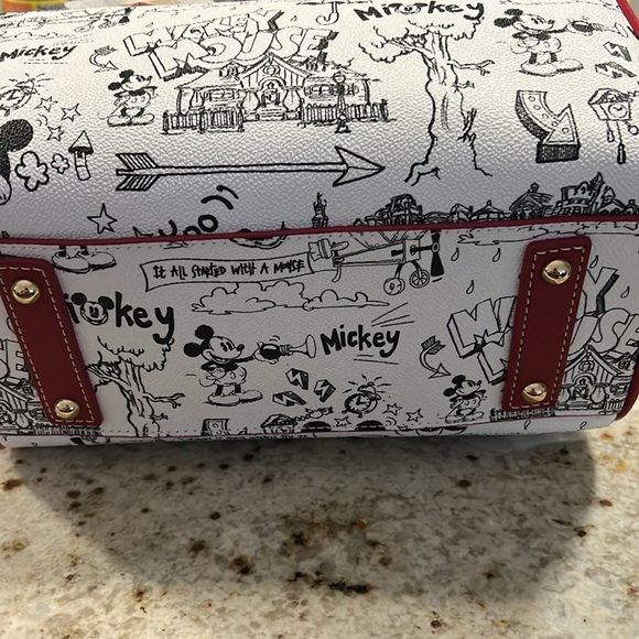 Disney Dooney & Bourke  sketch satchel bag - Picture 5 of 6